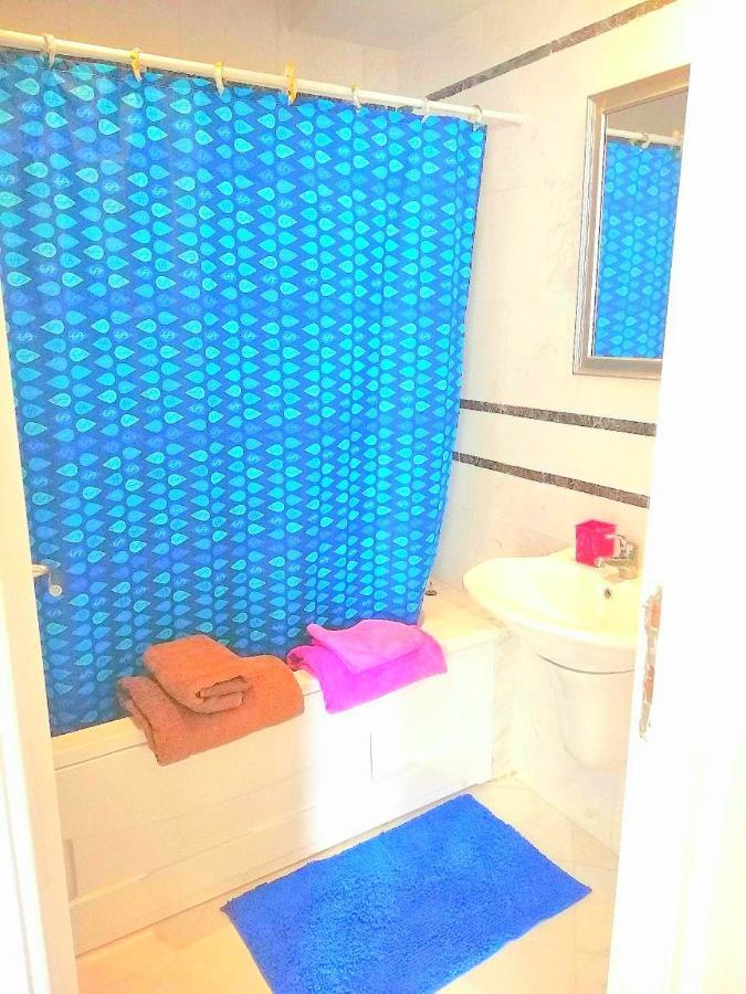 The Bleu Sea Apartment Tunis Bagian luar foto
